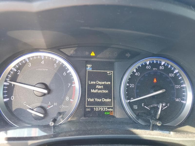 2018 TOYOTA HIGHLANDER XLE 9