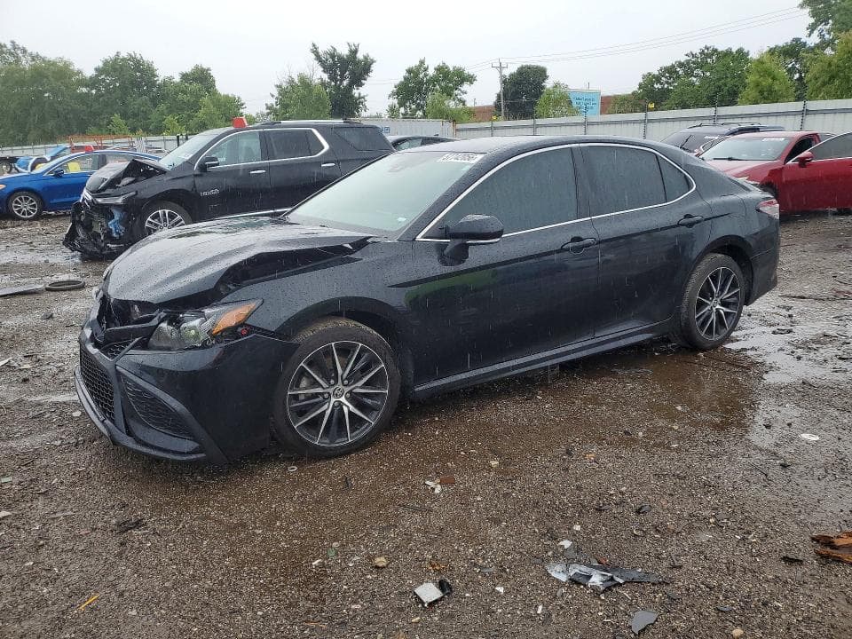 2022 TOYOTA CAMRY SE - 1
