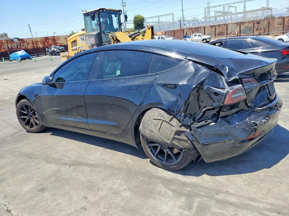 2022 TESLA MODEL 3 2