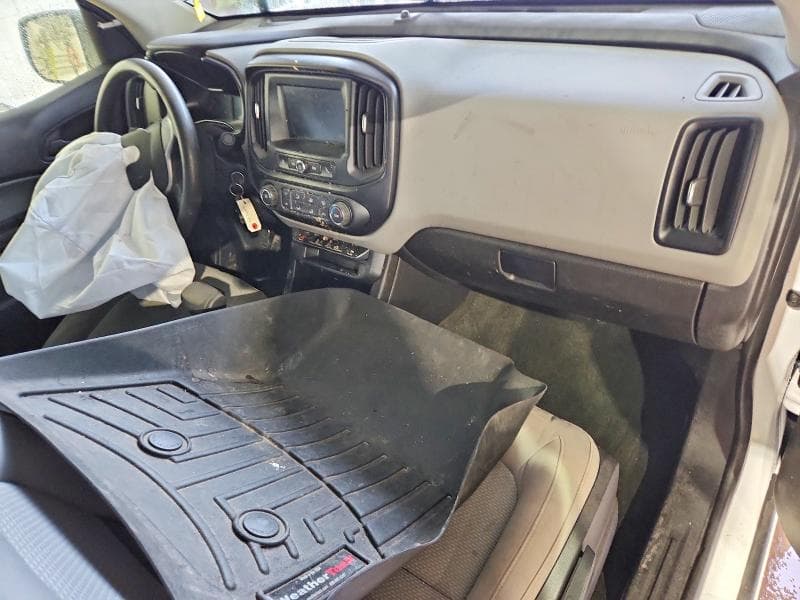 2017 CHEVROLET COLORADO 8