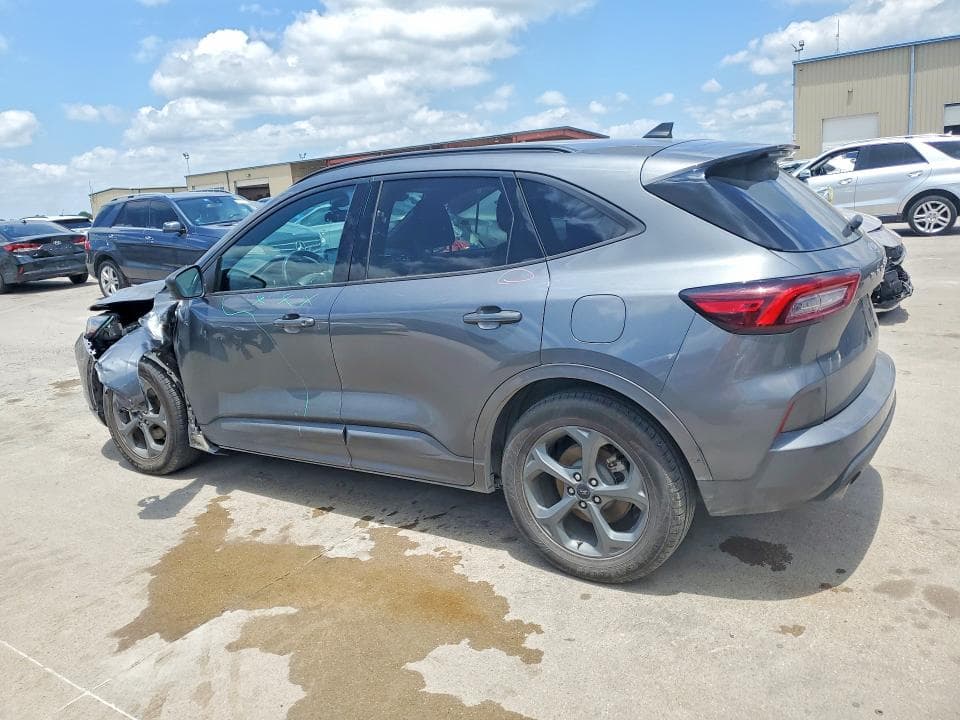 2023 FORD ESCAPE ST LINE 2
