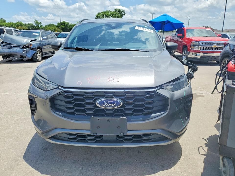 2023 FORD ESCAPE ST LINE 5