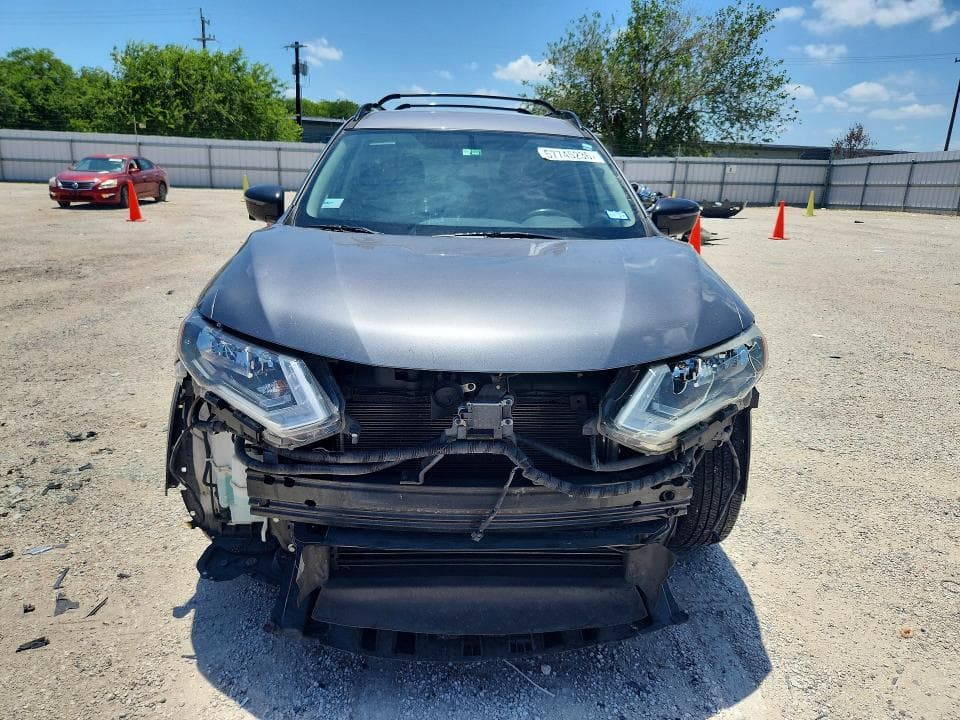 2018 NISSAN ROGUE SV 5
