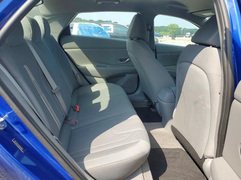 2021 HYUNDAI ELANTRA SEL 10