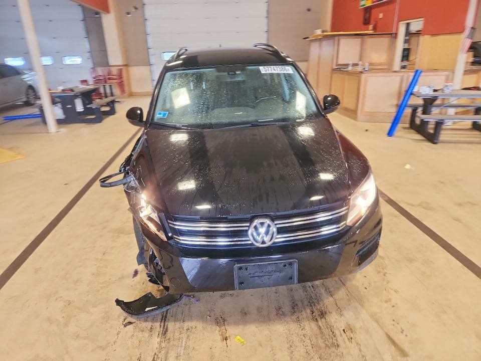 2017 VOLKSWAGEN TIGUAN S S 5