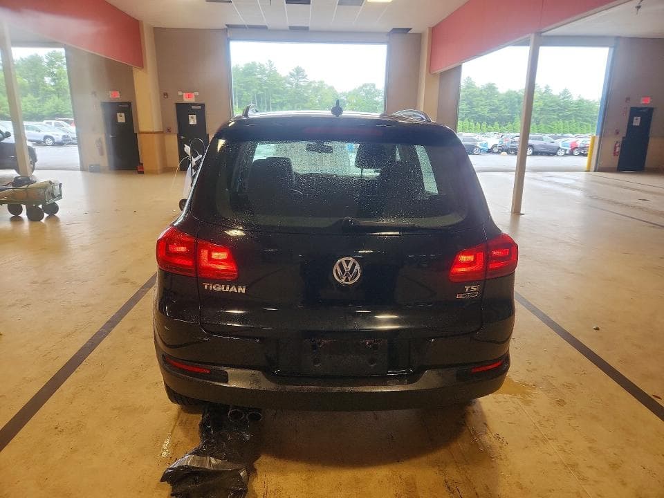 2017 VOLKSWAGEN TIGUAN S S 6