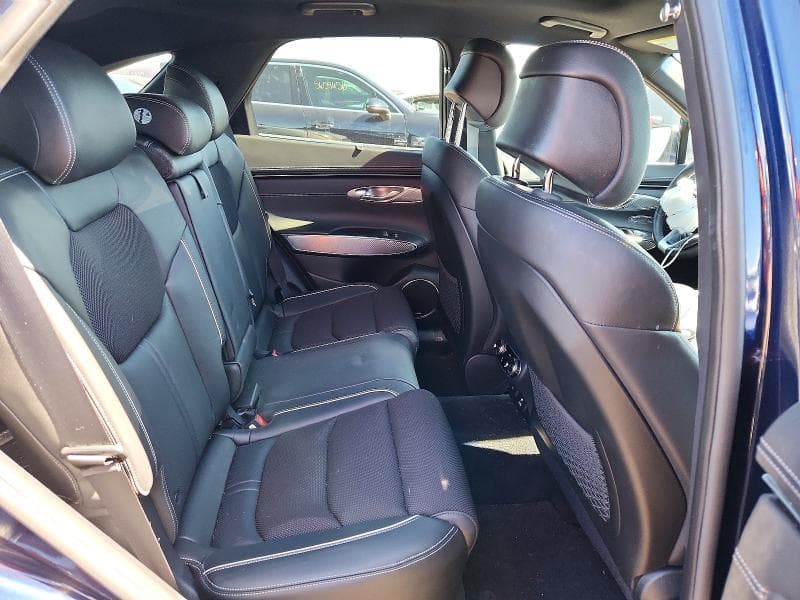 2025 GENESIS GV70 2.5T STANDARD 10