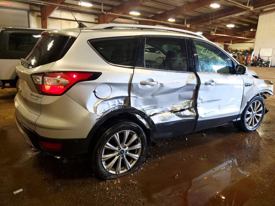 2018 FORD ESCAPE TITANIUM 3