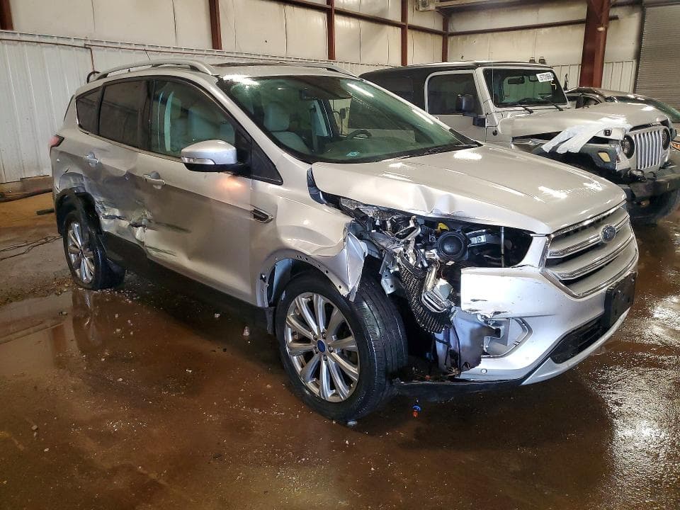 2018 FORD ESCAPE TITANIUM 4