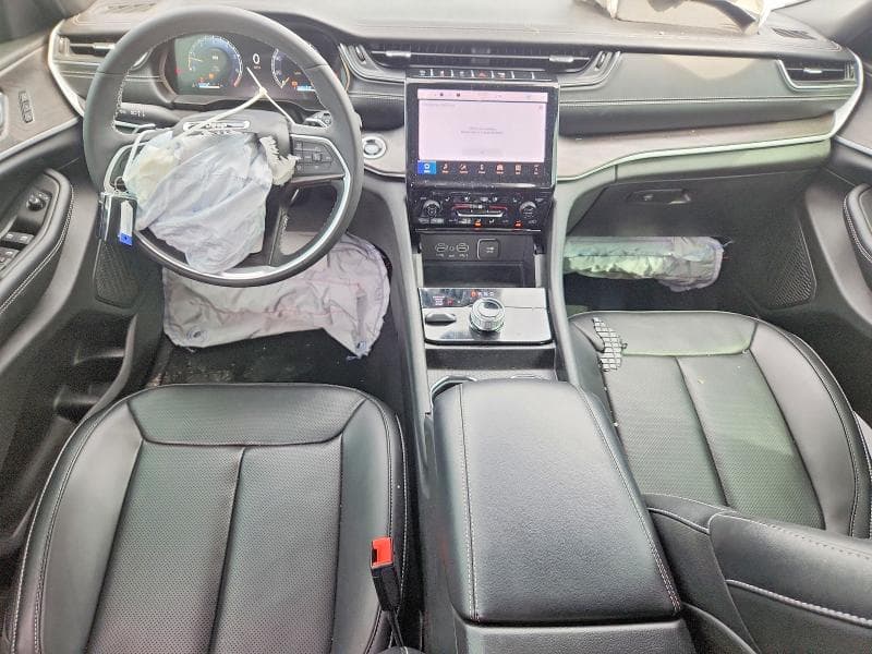 2025 JEEP GRAND CHEROKEE LIMITED 8