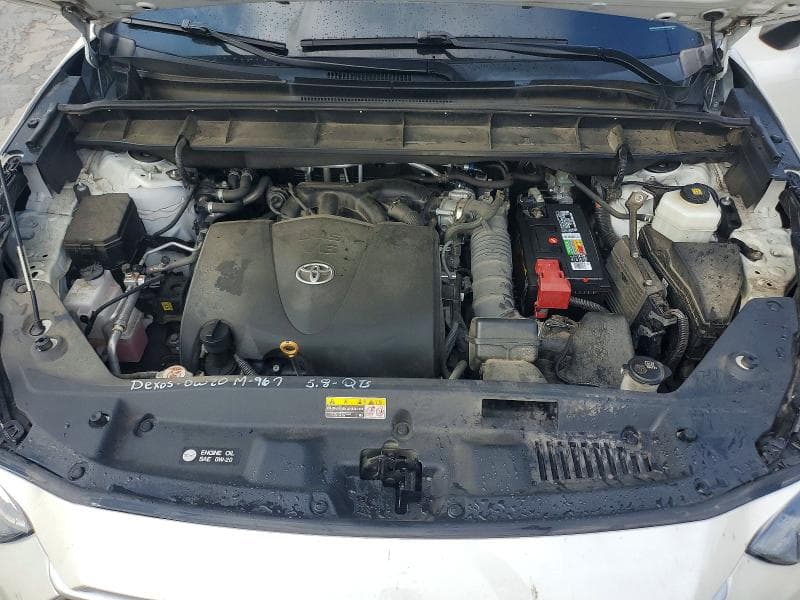 2021 TOYOTA HIGHLANDER XLE XLE 12