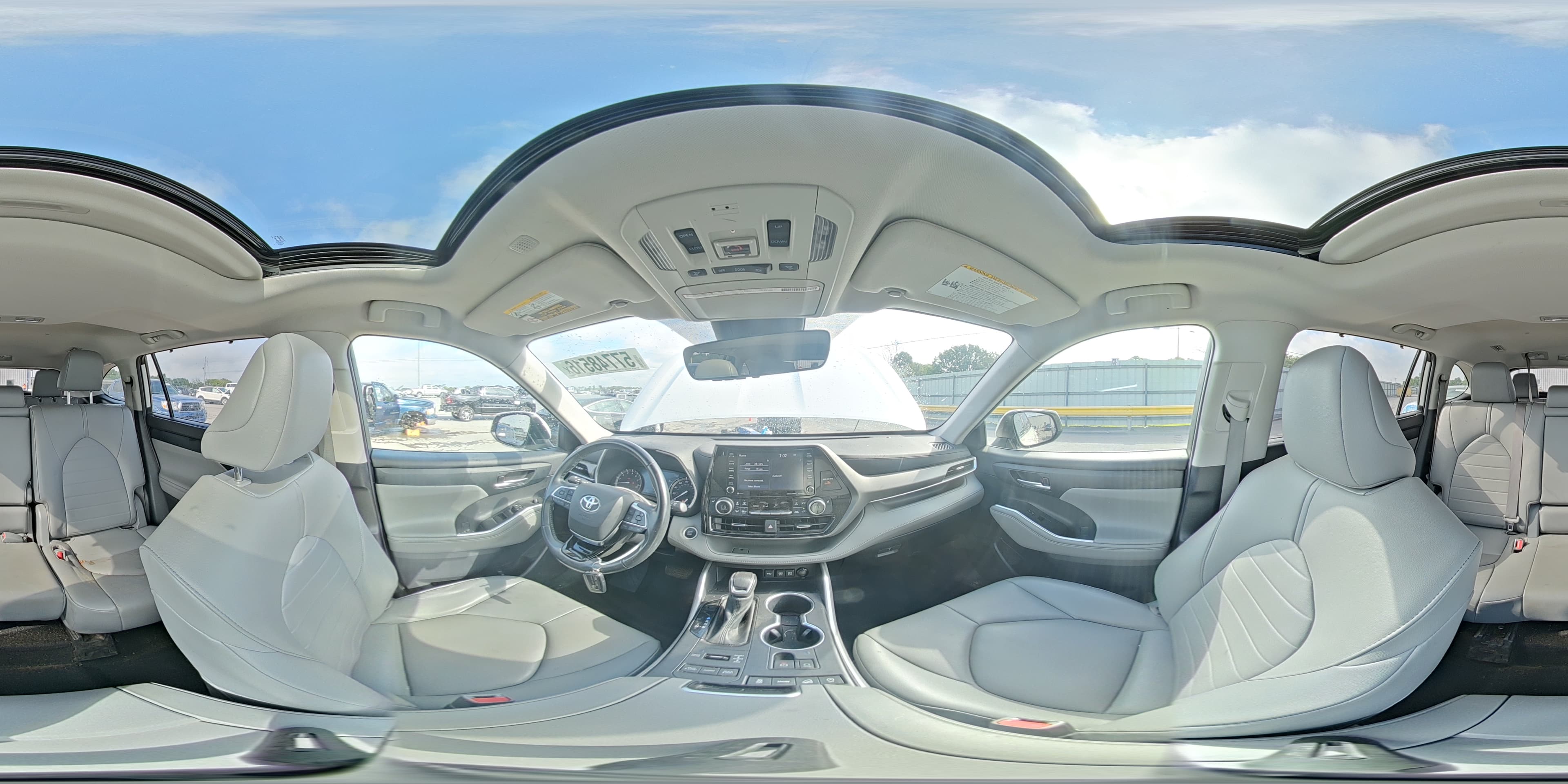 2021 TOYOTA HIGHLANDER XLE XLE 16
