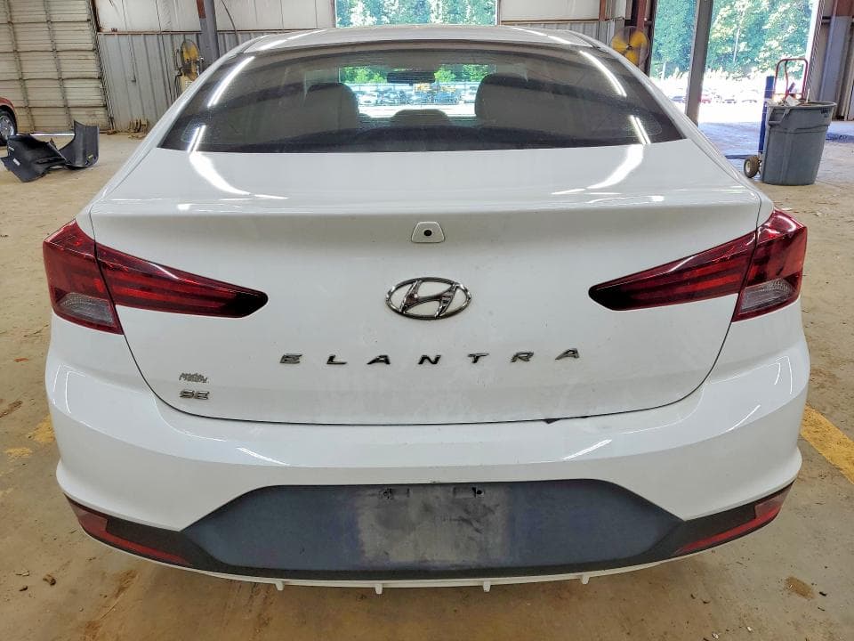 2020 HYUNDAI ELANTRA SE SE 6