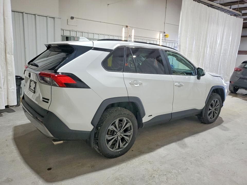2023 TOYOTA RAV4 LIMITED 3