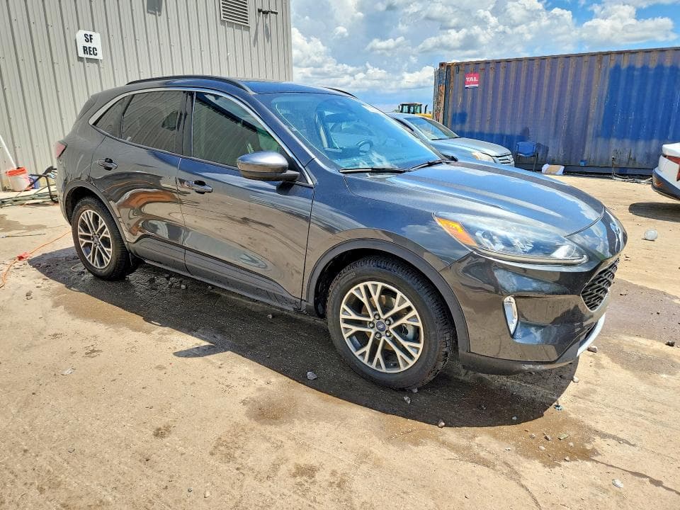 2020 FORD ESCAPE SEL 4