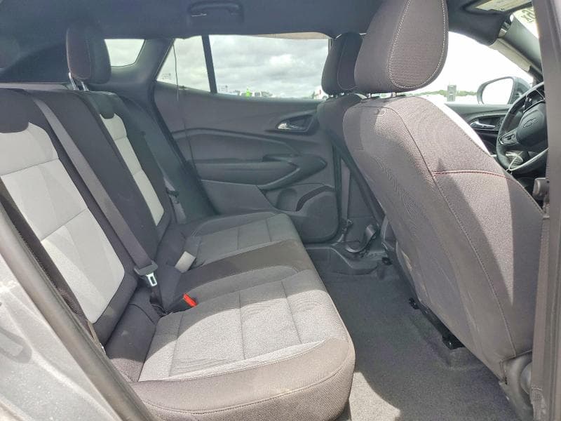 2025 CHEVROLET TRAX 1RS 11