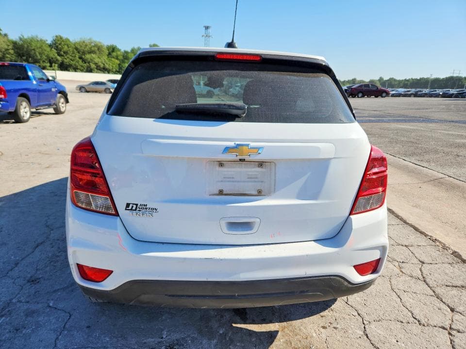 2018 CHEVROLET TRAX LS 6