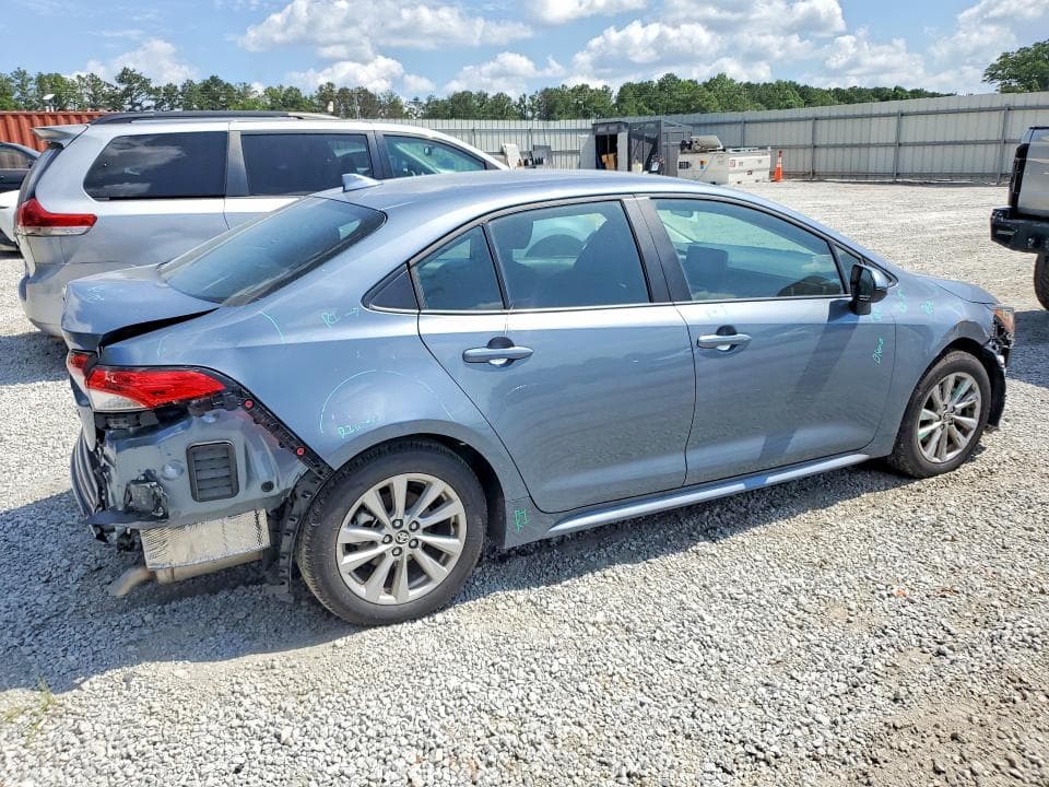 2026 TOYOTA COROLLA LE LE 3