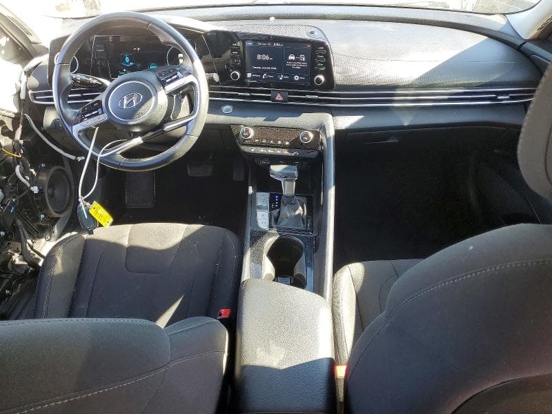 2022 HYUNDAI ELANTRA SEL 8