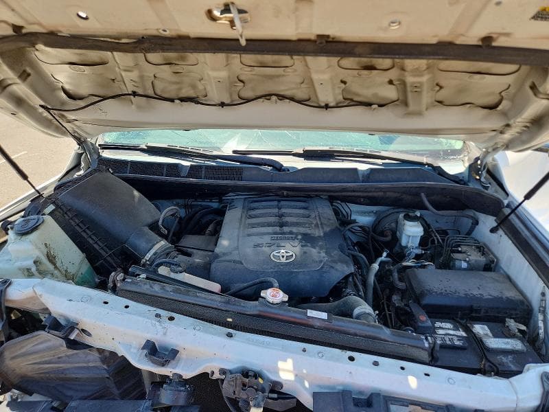 2020 TOYOTA TUNDRA SR 11