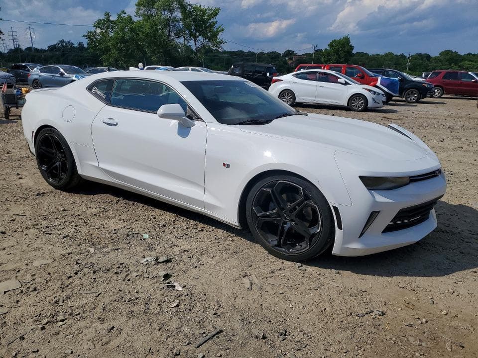 2018 CHEVROLET CAMARO LT 4