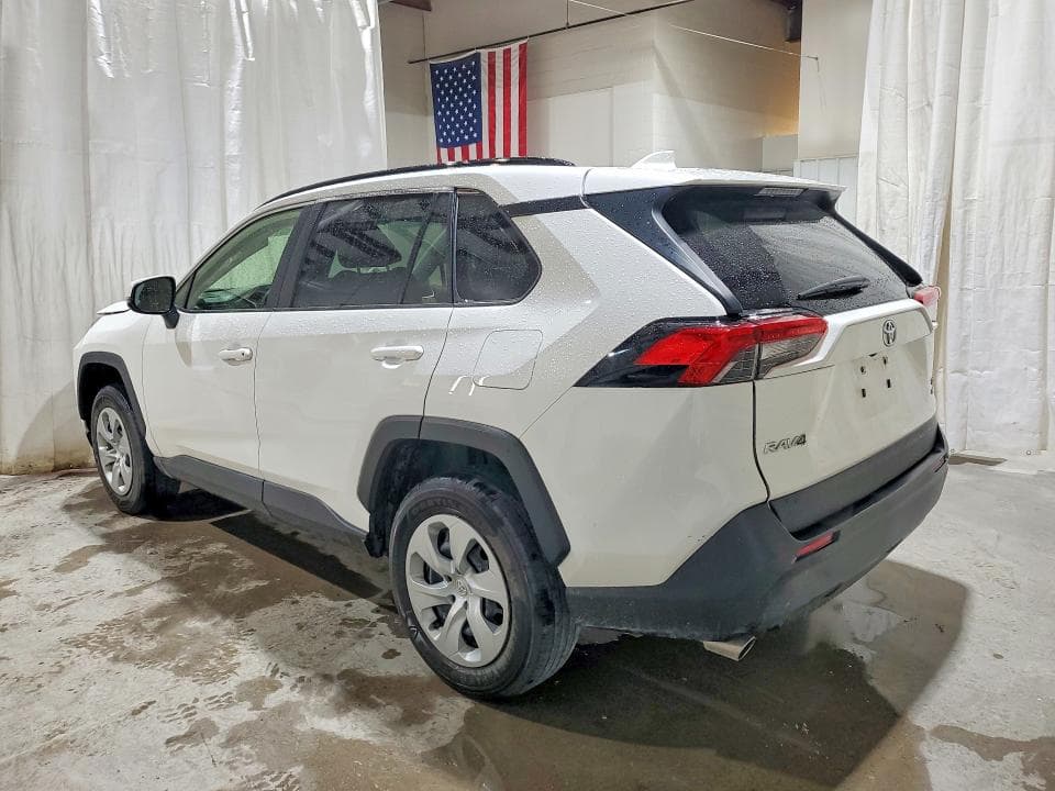 2019 TOYOTA RAV4 LE 2