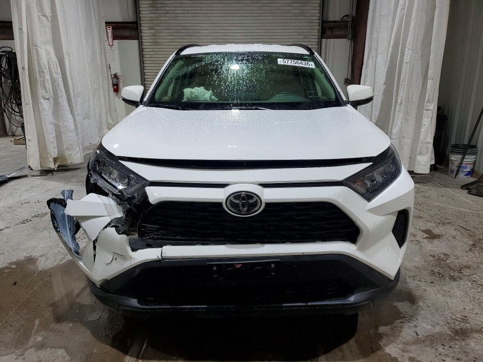 2019 TOYOTA RAV4 LE 5