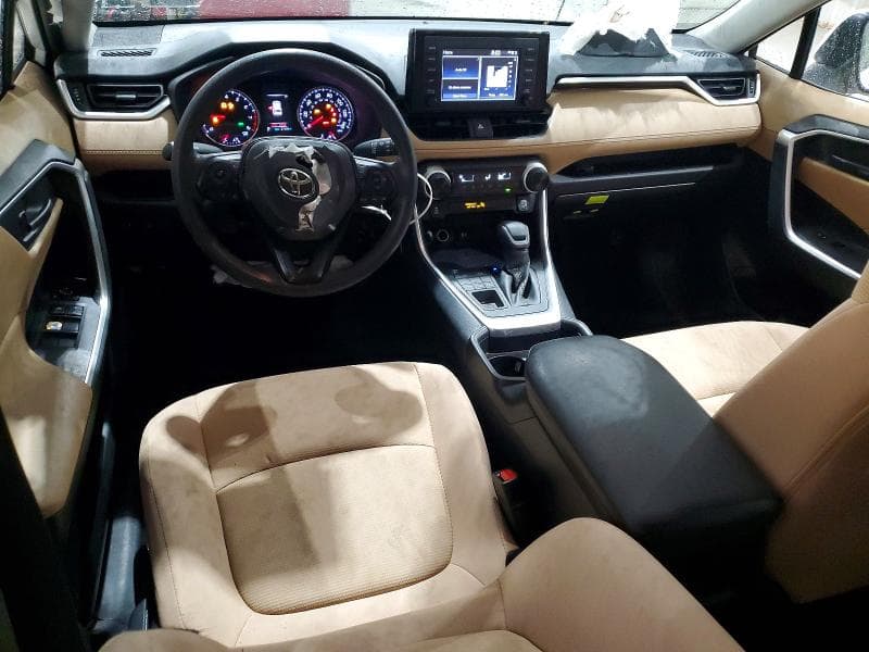 2019 TOYOTA RAV4 LE 8