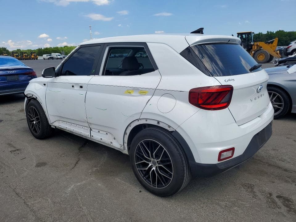 2022 HYUNDAI VENUE SE 2