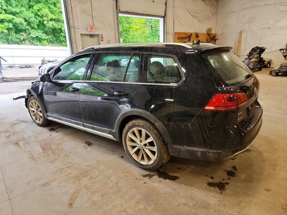 2017 VOLKSWAGEN GOLF ALLTRACK S S 2