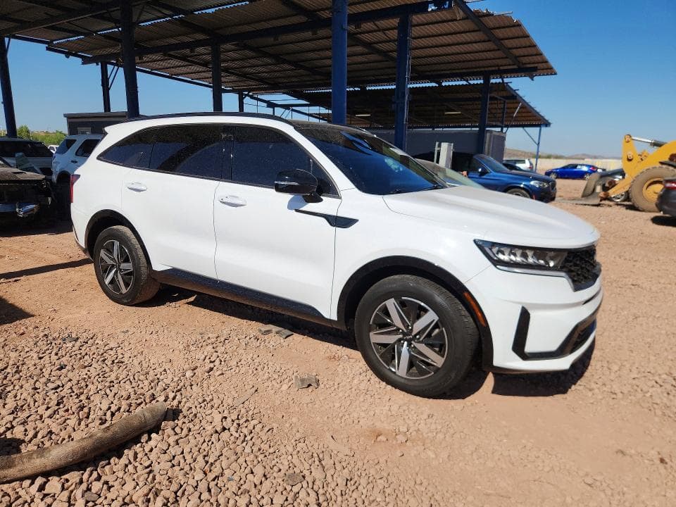 2023 KIA SORENTO S 4