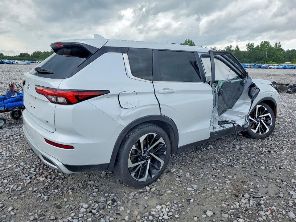 2024 MITSUBISHI OUTLANDER SE SE 3