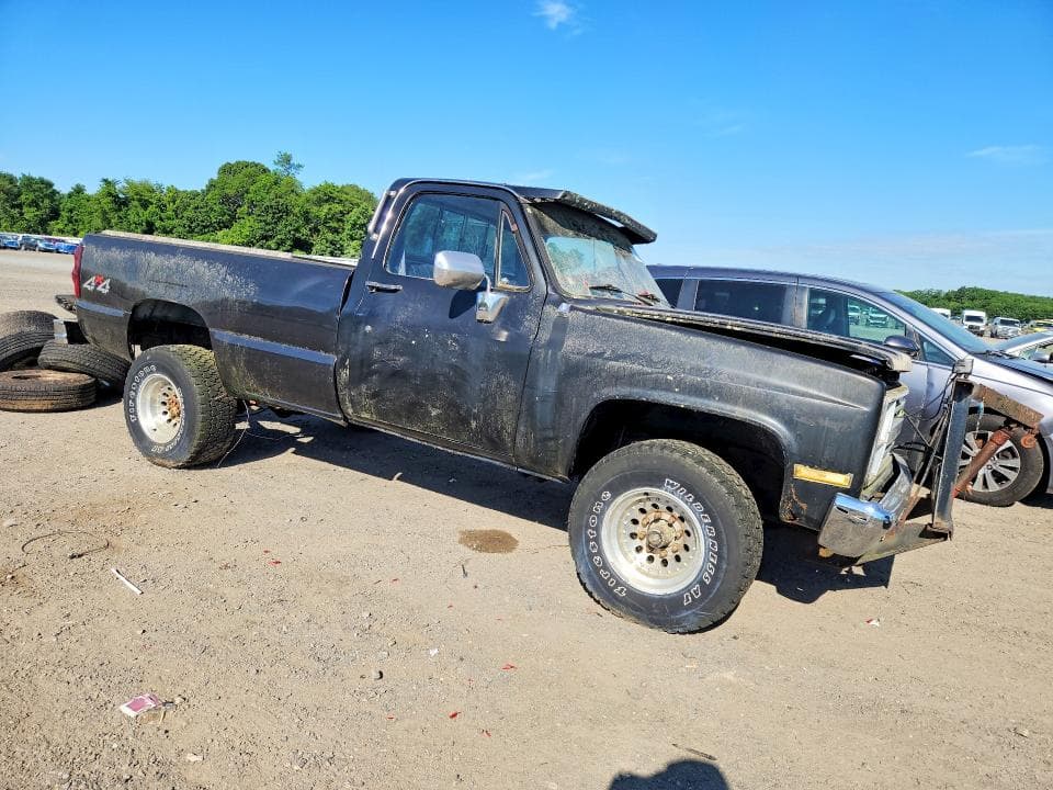 1986 GMC C/K 1500 SERIES 4