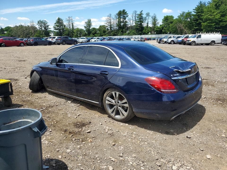 2019 MERCEDES-BENZ C 300 2