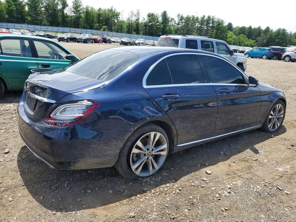 2019 MERCEDES-BENZ C 300 3