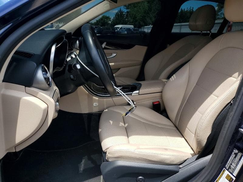 2019 MERCEDES-BENZ C 300 7