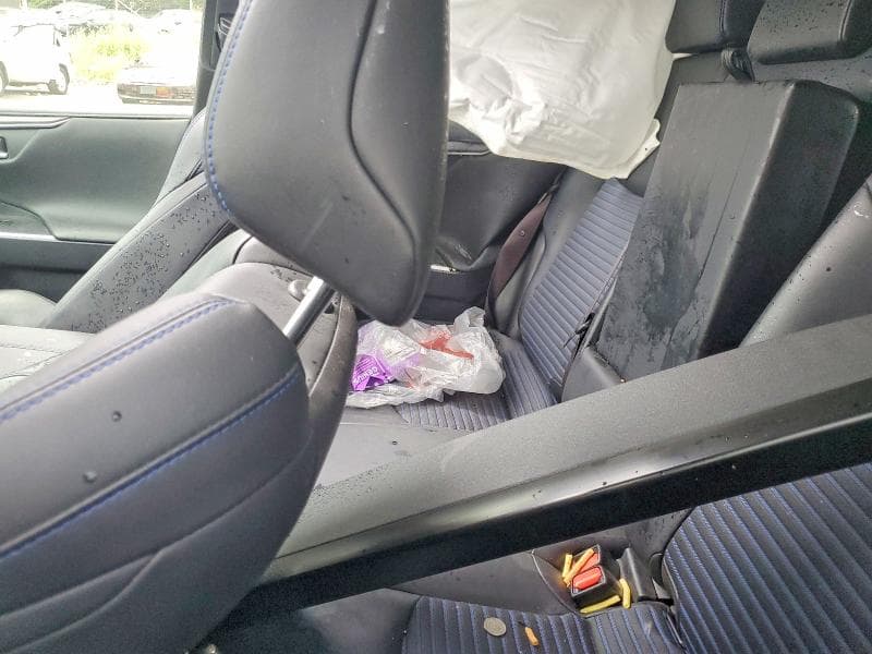 2019 TOYOTA RAV4 XSE 10