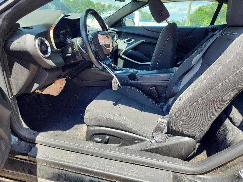 2018 CHEVROLET CAMARO LT 7