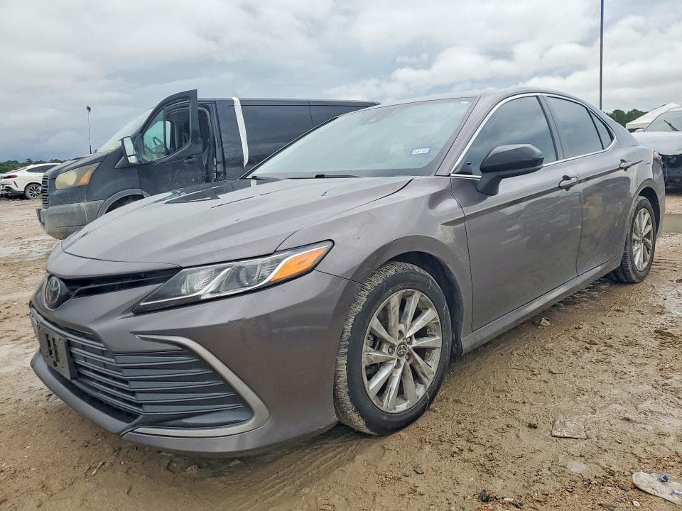 2023 TOYOTA CAMRY LE - 1
