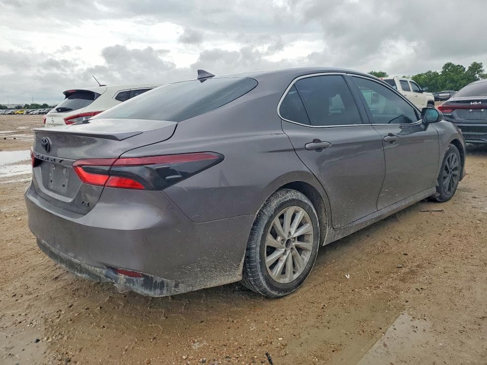 2023 TOYOTA CAMRY LE 3