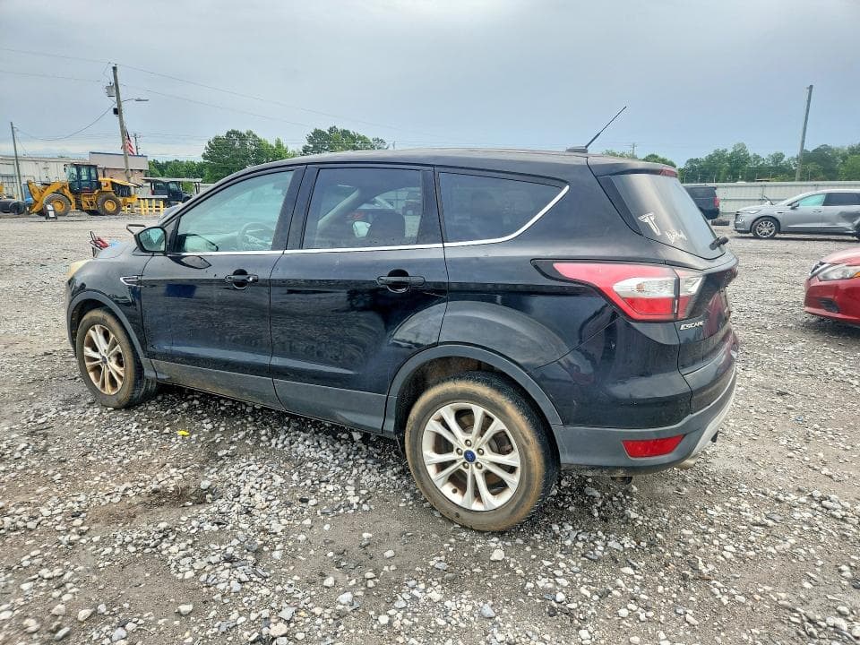 2017 FORD ESCAPE SE 2