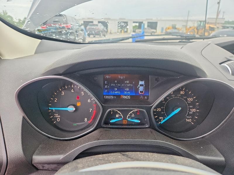 2017 FORD ESCAPE SE 9