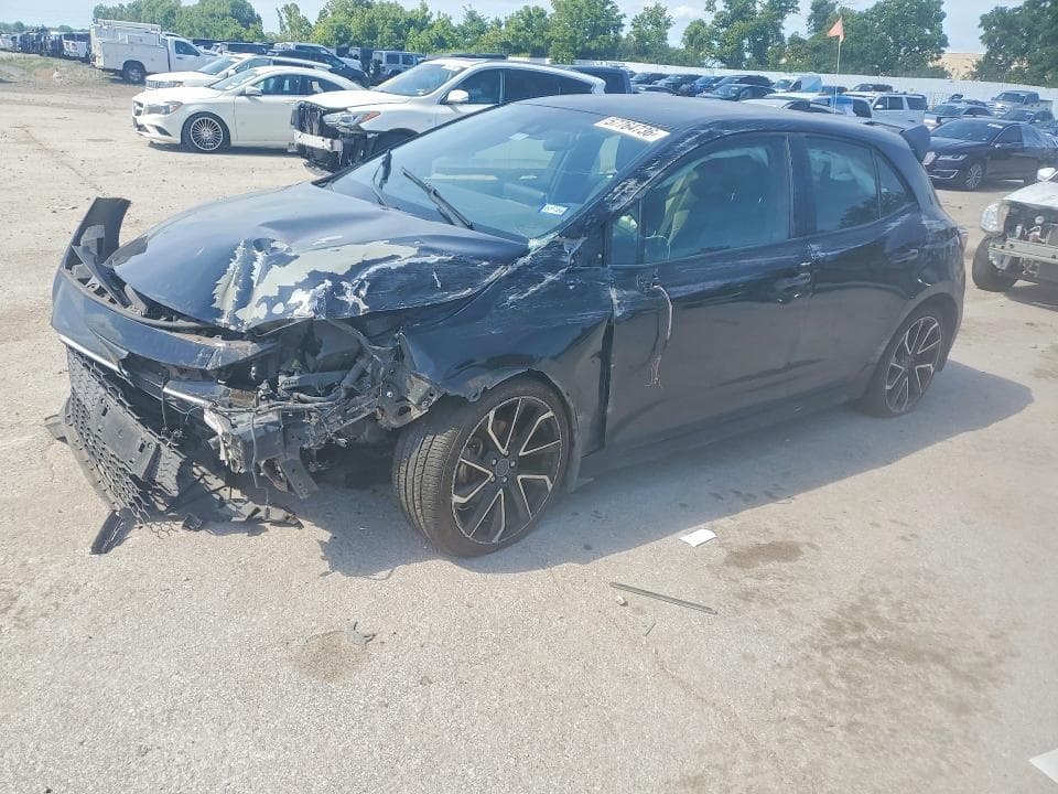 2019 TOYOTA COROLLA HATCHBACK XSE 1