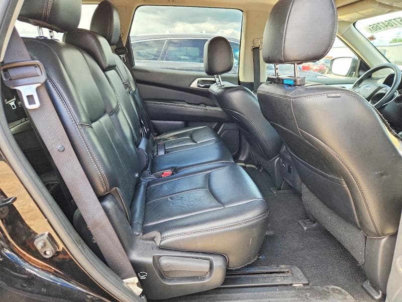 2017 NISSAN PATHFINDER SL 10