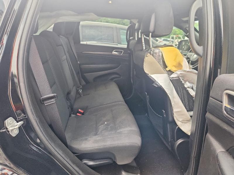 2019 JEEP GRAND CHEROKEE LAREDO 10