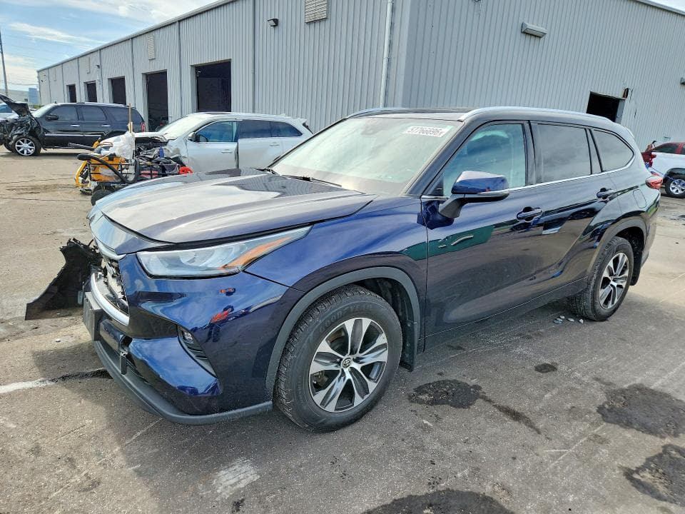 2020 TOYOTA HIGHLANDER XLE