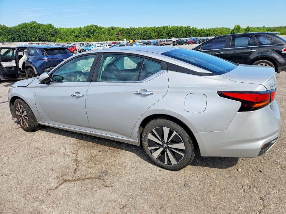 2021 NISSAN ALTIMA SV 2