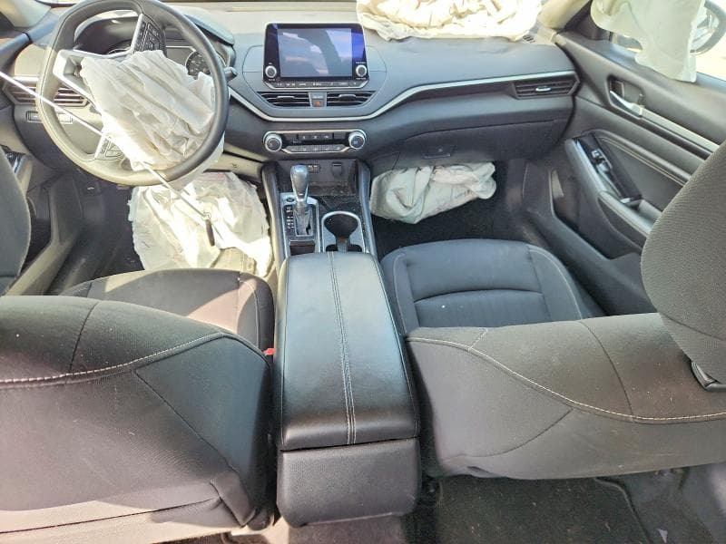 2021 NISSAN ALTIMA SV 8