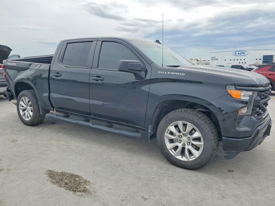 2023 CHEVROLET SILVERADO K1500 CUSTOM 4
