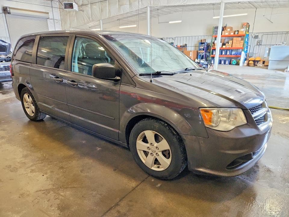 2016 DODGE GRAND CARAVAN SE SE 4